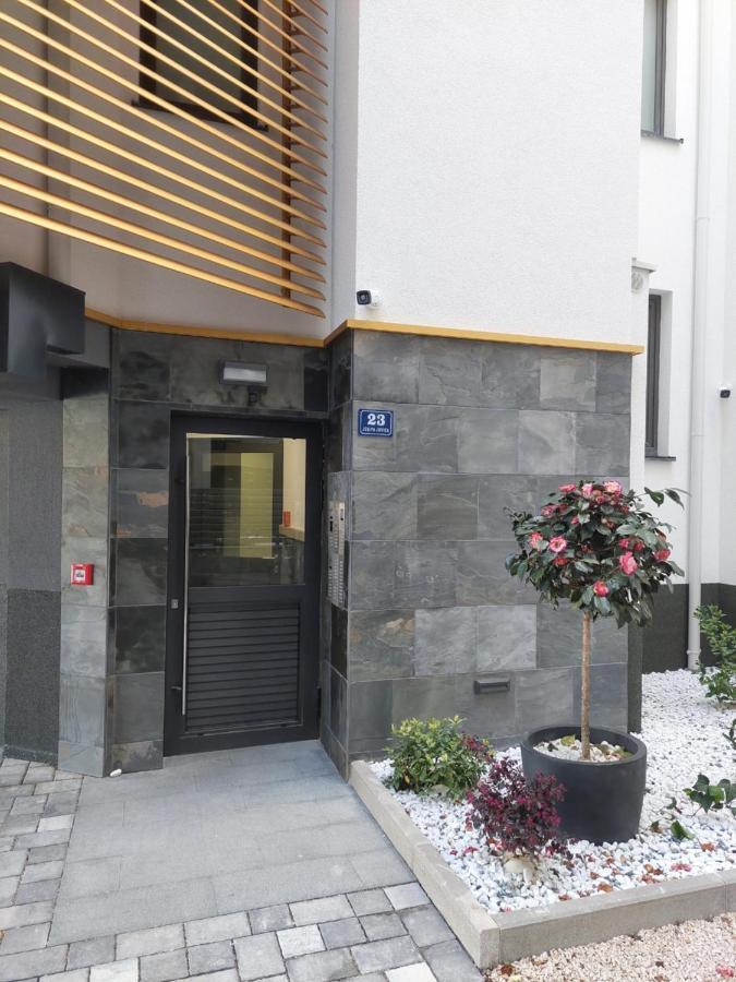 Apartment Paola With Free Private Parking Place Split Luaran gambar