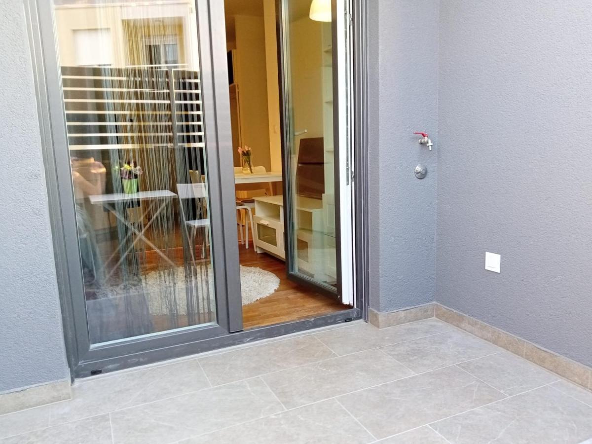 Apartment Paola With Free Private Parking Place Split Luaran gambar